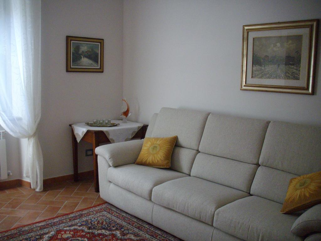 Appartamento Casa Girella Terontola Camera foto