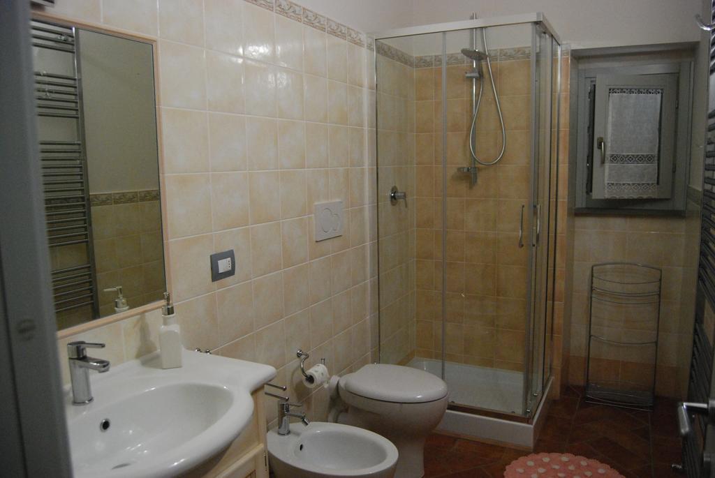 Appartamento Casa Girella Terontola Camera foto